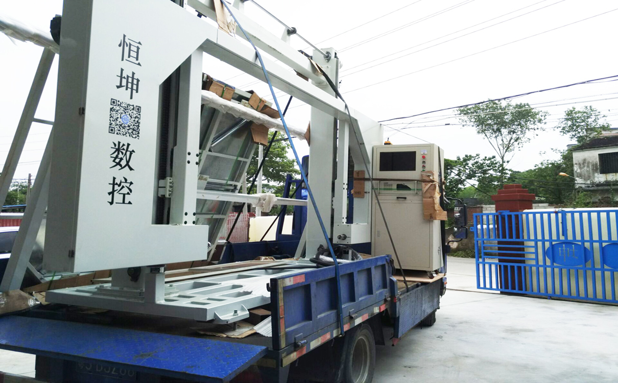 异形海绵切割机